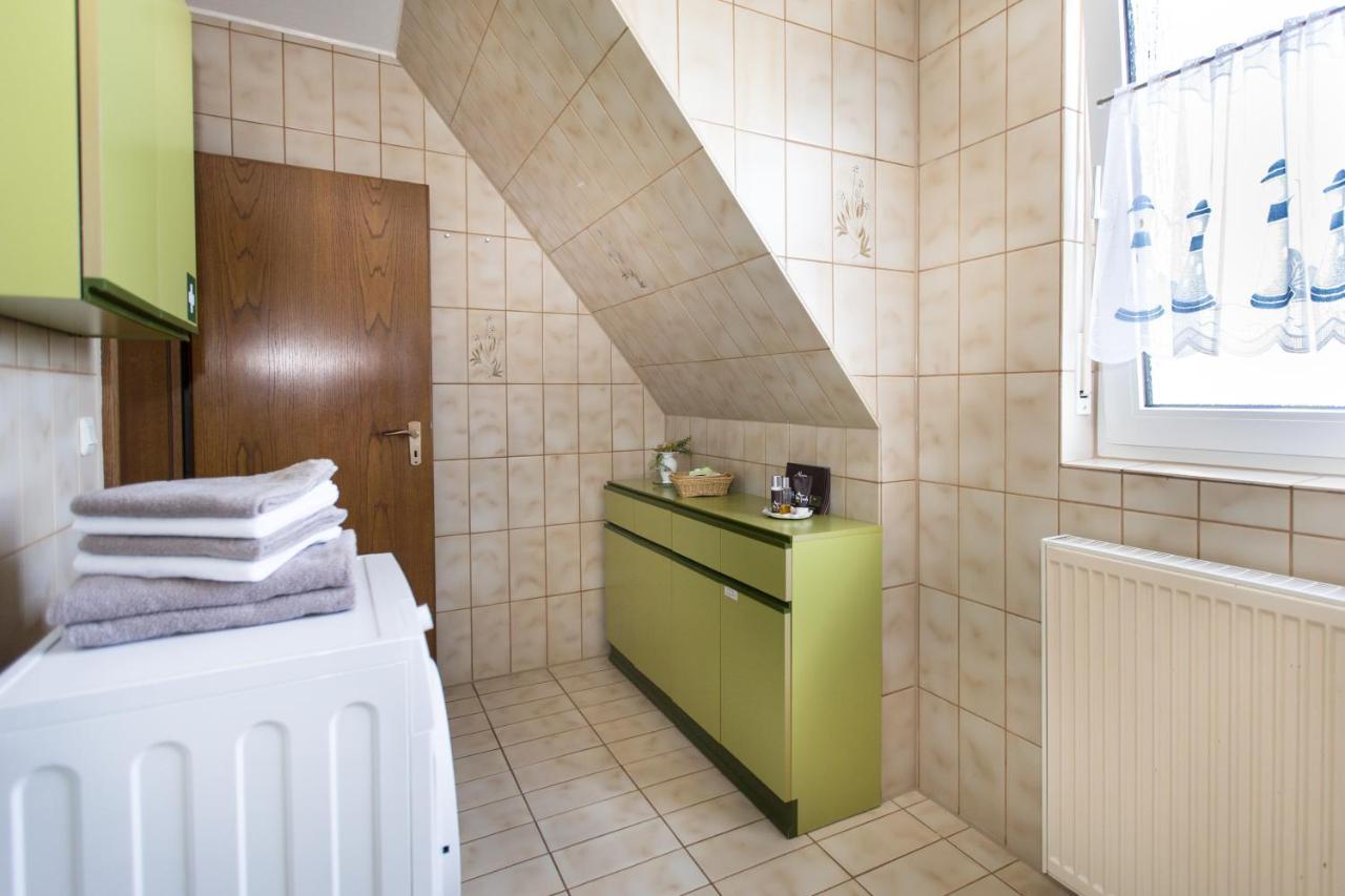 Casa Felicitas - Ferienwohnung & Studio Möhnesee Dış mekan fotoğraf