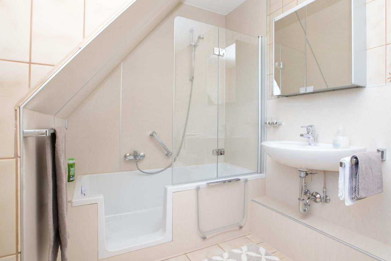 Casa Felicitas - Ferienwohnung & Studio Möhnesee Dış mekan fotoğraf