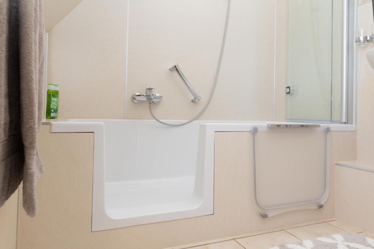 Casa Felicitas - Ferienwohnung & Studio Möhnesee Dış mekan fotoğraf